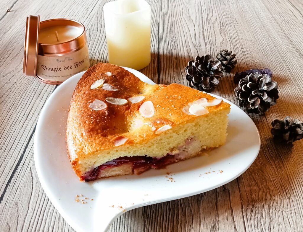 Gâteau des Fées, dessert au yahourt et aux prunes ou mirabelles, recette par Fairy Time.